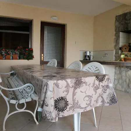Villa Lela * Medveja