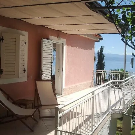 Apartment Lela *