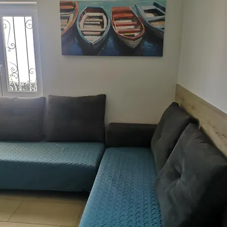 Villa Lela Медвежа